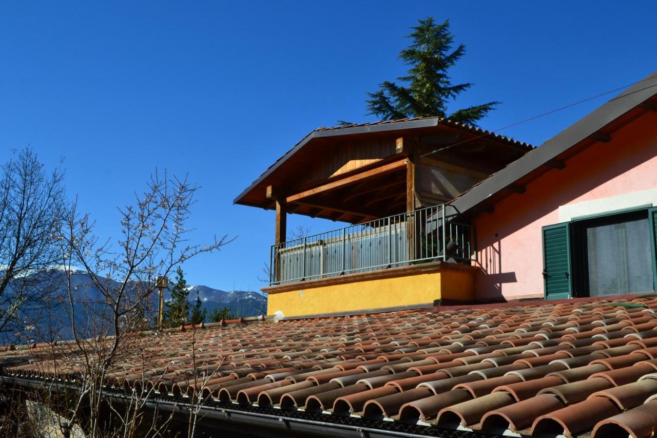 Costa Del Gallo Pacentro Kültér fotó