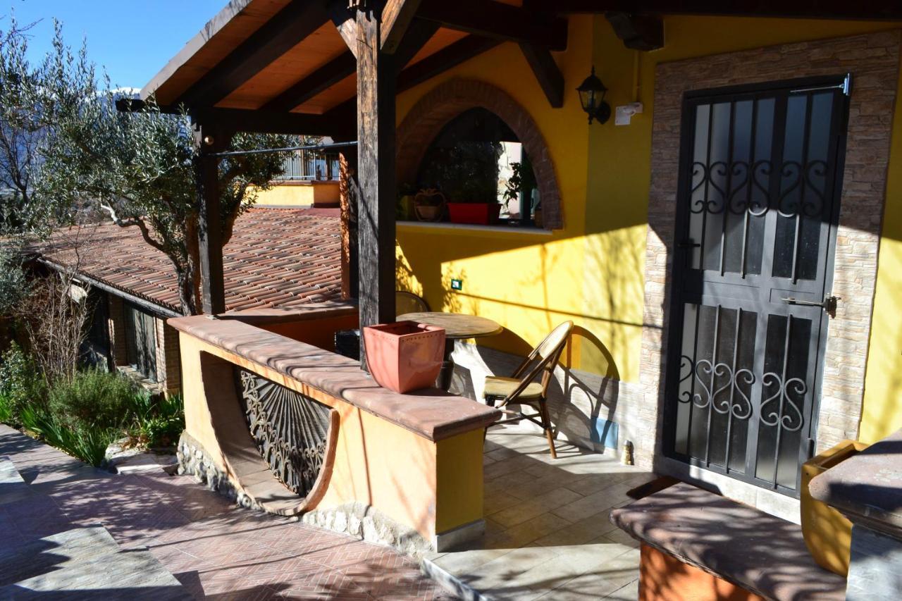 Costa Del Gallo Pacentro Kültér fotó